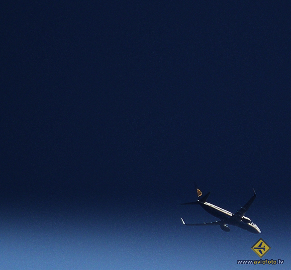 Boeing 737-8AS